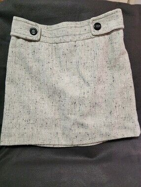 Outback Red light gray tweed or wool-blend speckled mini skirt, SZ 4